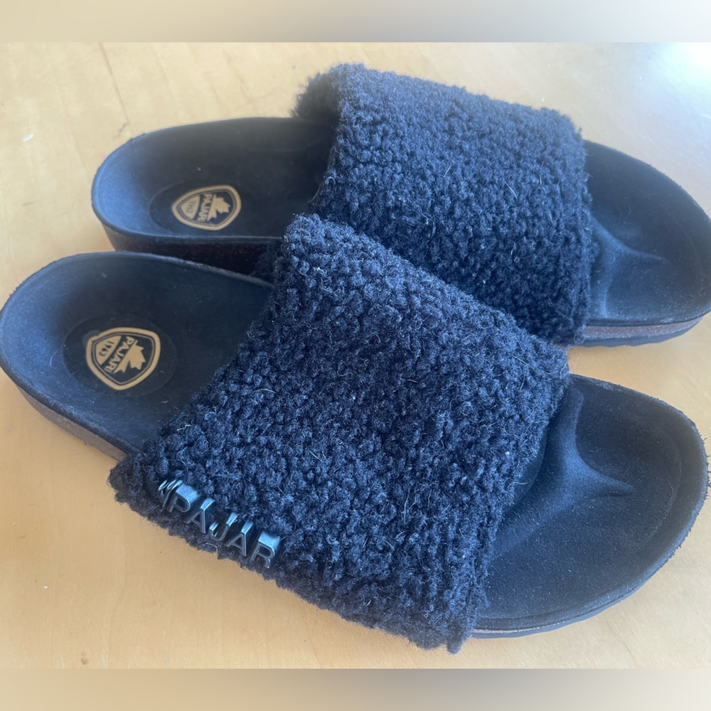 Pajar Slides - New with tags!